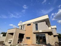 Eladó ikerház, Vecsésen 120 M Ft, 4 szobás