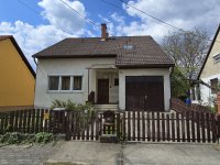 Eladó családi ház, Pakson 94.9 M Ft, 5 szobás