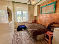 Eladó családi ház, Kiskunlacházán 69.9 M Ft, 2 szobás