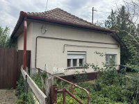 Eladó családi ház, Tiszafüreden 18 M Ft, 2 szobás