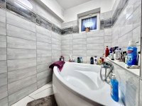 Eladó családi ház, Hódmezővásárhelyen 93.5 M Ft, 5 szobás