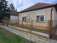 Eladó családi ház, Szegeden 59.9 M Ft, 3 szobás