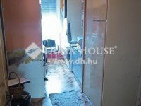 Eladó panellakás, Pécsett 41.9 M Ft, 2 szobás