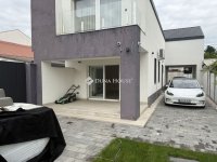 Eladó családi ház, XV. kerületben 168 M Ft, 4 szobás