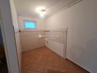 Eladó téglalakás, Badacsonytomajon 59.9 M Ft, 4 szobás