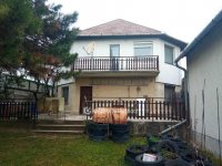 Eladó családi ház, Érden 119.9 M Ft, 5 szobás