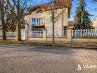 Eladó családi ház, XX. kerületben 264.9 M Ft, 16 szobás
