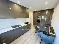 Eladó panellakás, Debrecenben 79 M Ft, 1+2 szobás