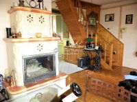 Eladó családi ház, Sukorón 95.25 M Ft, 5 szobás