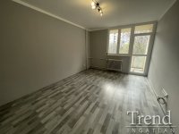 Eladó téglalakás, Dunaújvárosban 38 M Ft, 2 szobás