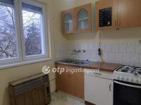 Eladó téglalakás, Szekszárdon 33.5 M Ft, 2 szobás