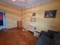 Eladó téglalakás, Pécsett 39 M Ft, 2 szobás