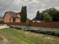 Eladó családi ház, Szirmabesenyőn 89 M Ft, 3+2 szobás