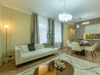 Eladó téglalakás, V. kerületben, Szervita téren 265 M Ft