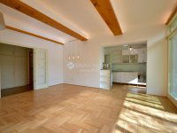 Kiadó téglalakás, albérlet