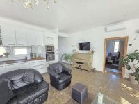 Eladó családi ház, Nagytarcsán 205 M Ft, 6 szobás