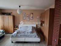 Eladó családi ház, Vecsésen 149.999 M Ft, 5 szobás