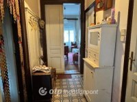 Eladó családi ház, Pápán 36.9 M Ft, 2 szobás