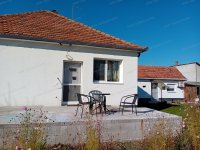 Eladó családi ház, Kecskeméten 65.9 M Ft, 3 szobás