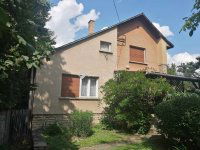 Eladó családi ház