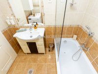 Eladó téglalakás, Budapesten, VI. kerületben 124.9 M Ft