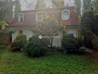 Eladó családi ház, Siófokon 199 M Ft, 9 szobás