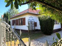Eladó nyaraló, Balatonbogláron 119.8 M Ft, 4 szobás