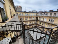 Eladó téglalakás, VI. kerületben 64.9 M Ft, 2 szobás