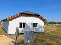 Eladó családi ház, Naszályon 88 M Ft, 3 szobás