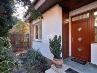 Eladó téglalakás, Szegeden 100 M Ft, 5 szobás