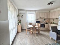 Eladó téglalakás, Győrújbaráton 94.9 M Ft, 4 szobás