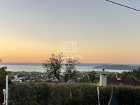 Eladó családi ház, Balatonfüreden 319 M Ft, 2+2 szobás