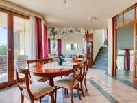 Eladó családi ház, Piliscsabán 265 M Ft, 5 szobás