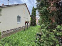 Eladó családi ház, Szegeden 64.5 M Ft, 2 szobás