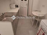 Eladó téglalakás, VII. kerületben 60 M Ft, 1 szobás