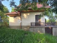 Eladó nyaraló, Pécsett 15 M Ft, 2 szobás / költözzbe.hu