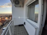 Eladó téglalakás, Pécsett 49 M Ft, 1 szobás