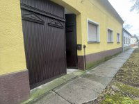 Eladó családi ház, Nagynyárádon 21.9 M Ft, 5 szobás