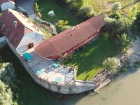 Eladó családi ház, Dunaalmáson 323.1 M Ft, 8 szobás