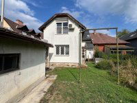 Eladó családi ház, III. kerületben 139.9 M Ft, 6 szobás