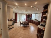 Eladó családi ház, XVIII. kerületben 269.9 M Ft, 4+1 szobás