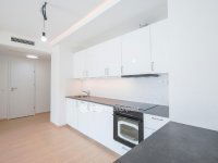 Eladó téglalakás, Balatonkenesén 119.5 M Ft, 3 szobás