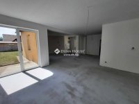 Eladó sorház, Jászberényben 61.9 M Ft, 4 szobás