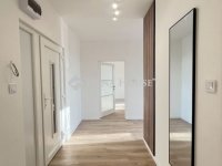 Eladó panellakás, Pécsett 54.9 M Ft, 2 szobás