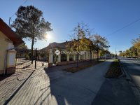 Eladó családi ház, Szarvason 160 M Ft, 5+1 szobás