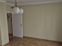Kiadó téglalakás, albérlet, Pécsett, Komlói úton, 1 szobás