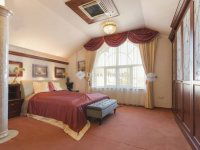 Eladó családi ház, XXI. kerületben 562.5 M Ft, 9 szobás