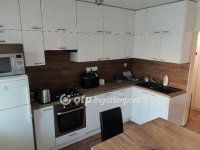 Eladó téglalakás, Berettyóújfaluban 63.9 M Ft, 1+3 szobás