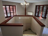 Eladó családi ház, Dunaújvárosban 119.9 M Ft, 7 szobás