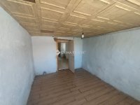 Eladó családi ház, Neszmélyen, Petőfi Sándor utcában 9.99 M Ft